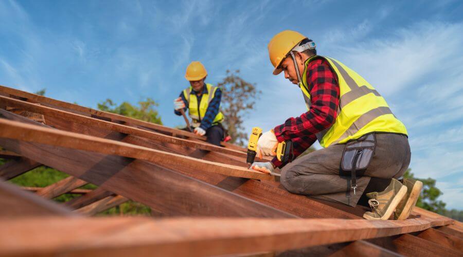 Professional residential roofers in Iraan, TX